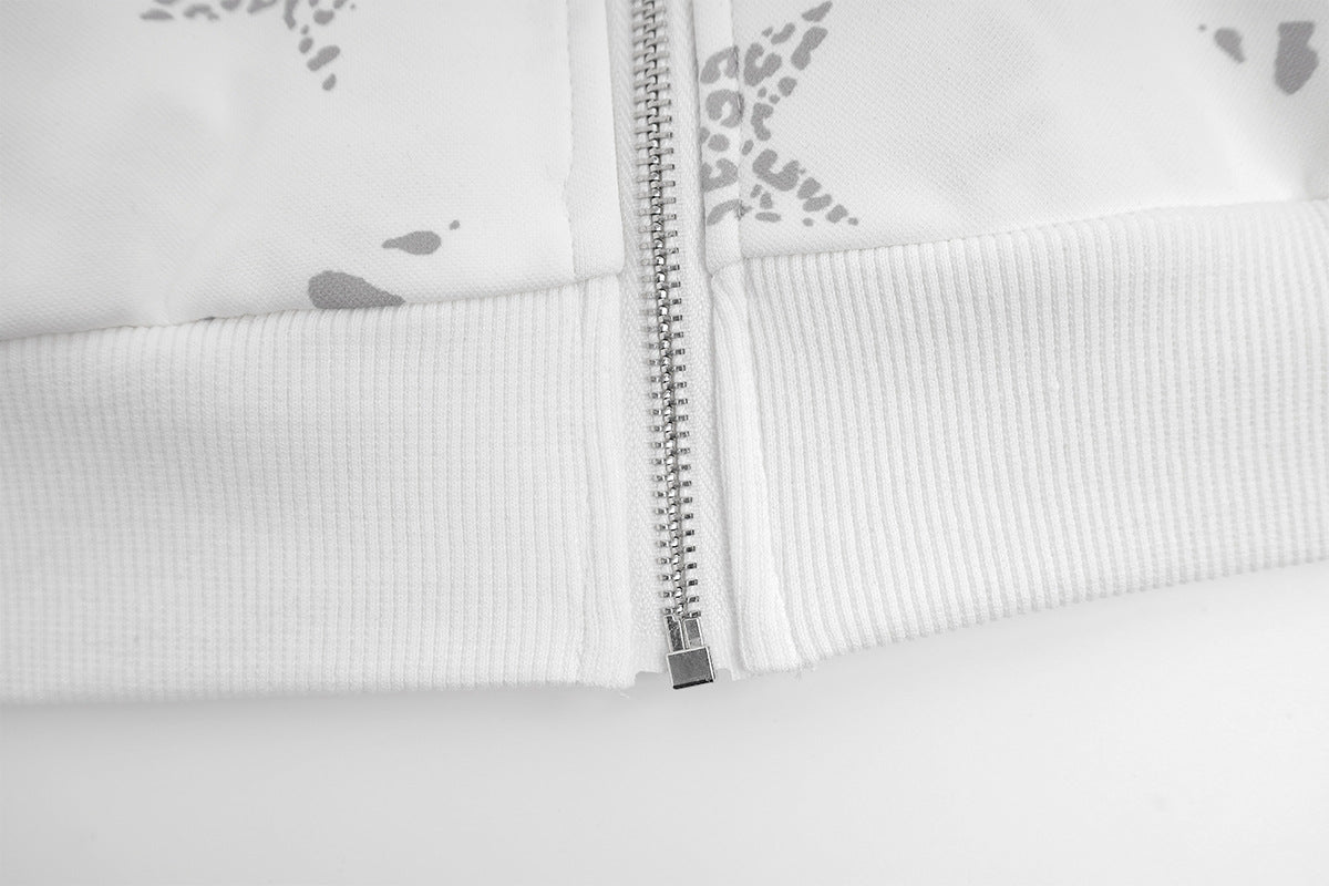 Sweat à capuche zippé blanc à imprimé étoiles léopard et bandes latérales