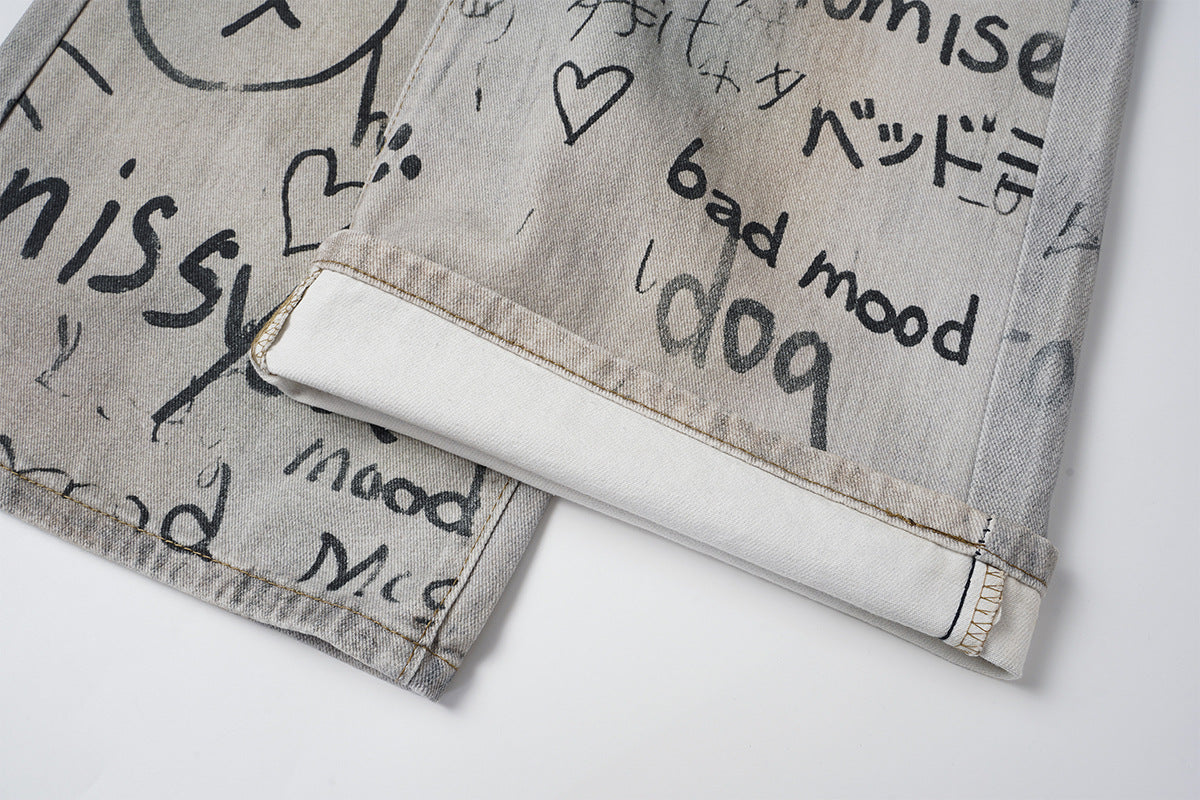 Wide-Leg-Jeans mit Graffiti-Print, Schlüsselanhänger-Anhängern und Deko-Ketten