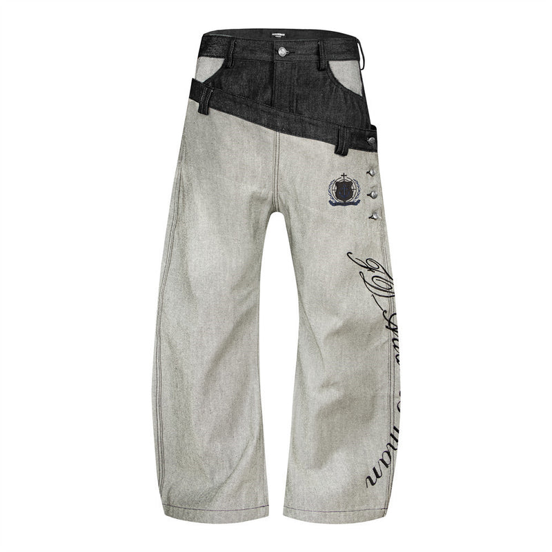 Wide-Leg-Jeans mit zweifarbigem Doppelbund – Script-Stickerei und geschwungener Saum