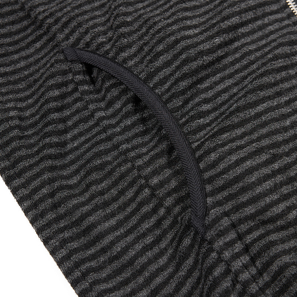 Chaqueta de rayas con cuello mao y cremallera para hombre, con detalles de ojales metálicos