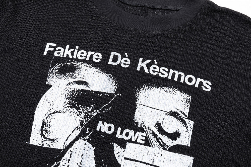 T-shirt côtelé à manches longues et motif tête de mort – Haut col rond streetwear sombre