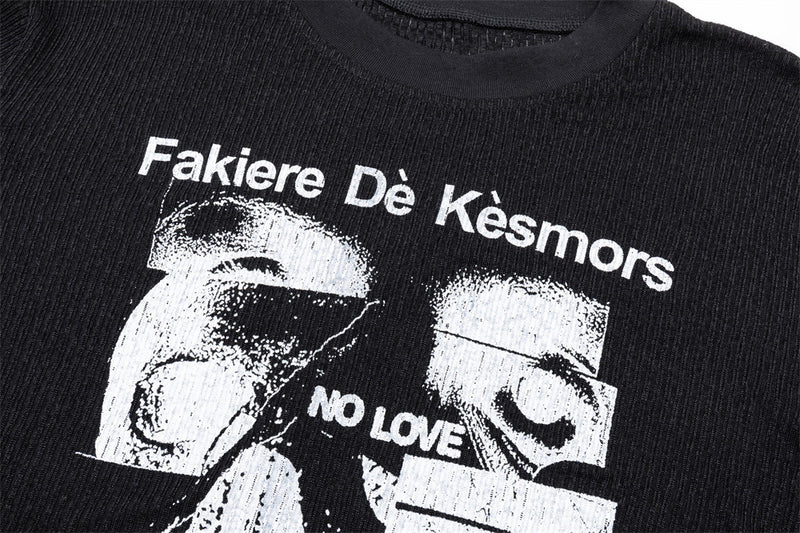 T-shirt côtelé à manches longues et motif tête de mort – Haut col rond streetwear sombre