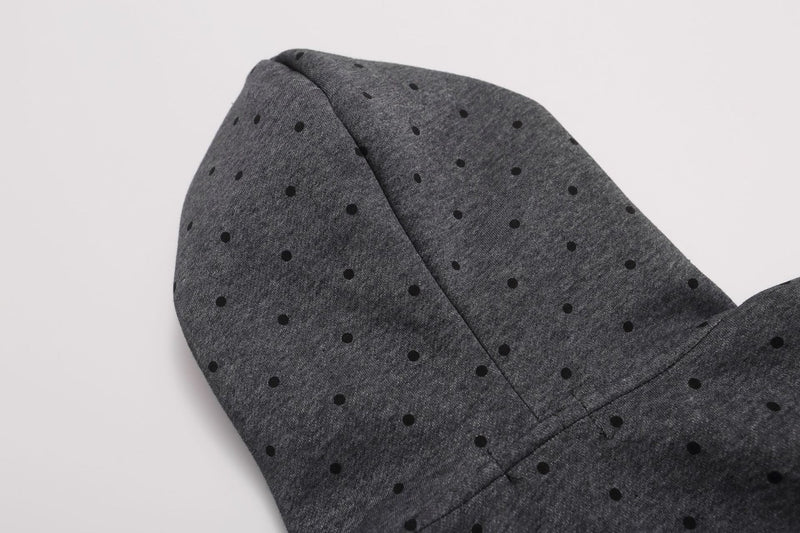 Punktierter Zip-Hoodie mit Street-Grafikprint und seitlichen Streifendetails
