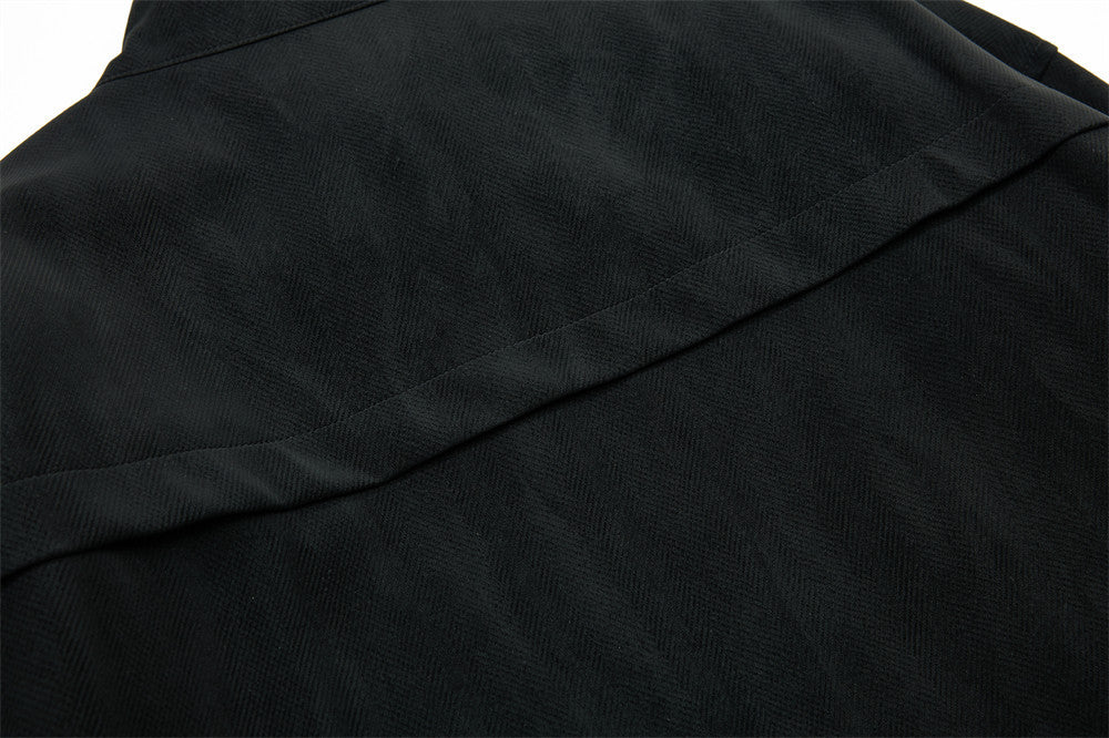 Jacke mit Stehkragen und Reißverschluss – Dekonstruierter Oversized-Schnitt