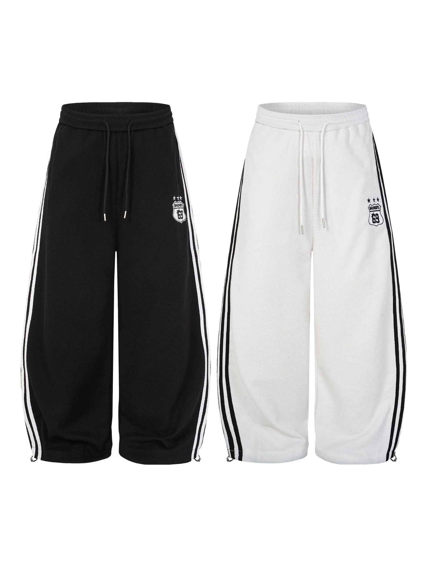 Retro-Soccer-Trainingsjacke & Wide-Leg-Trainingshose – Stickabzeichen, Streifen
