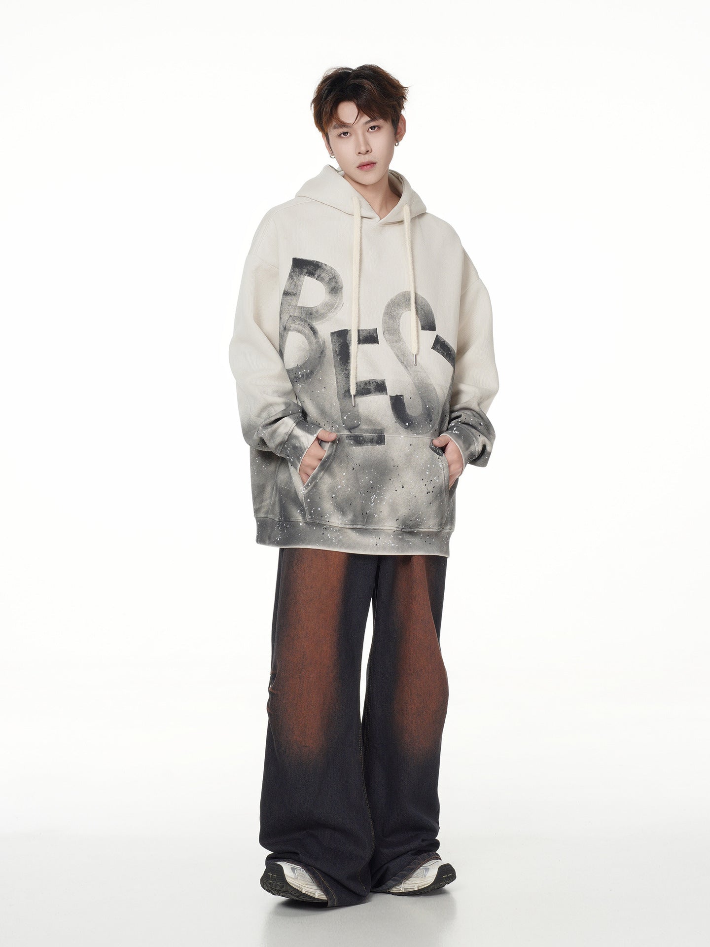 オーバーサイズグラフィティフーディー｜ダメージスプレーペイント「BEST」プリント ユニセックス