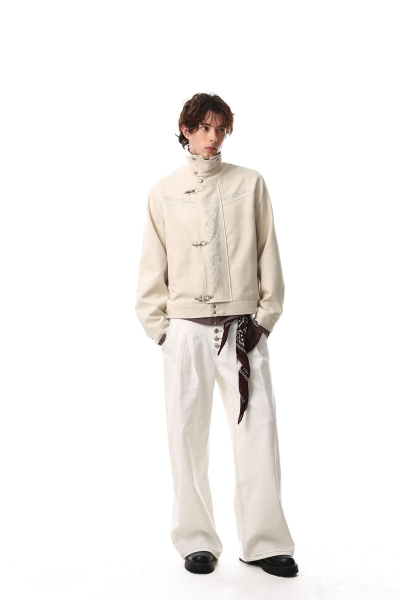 Veste homme vintage en daim brodé, style américain, avec brandebourgs argentés, en crème et noir