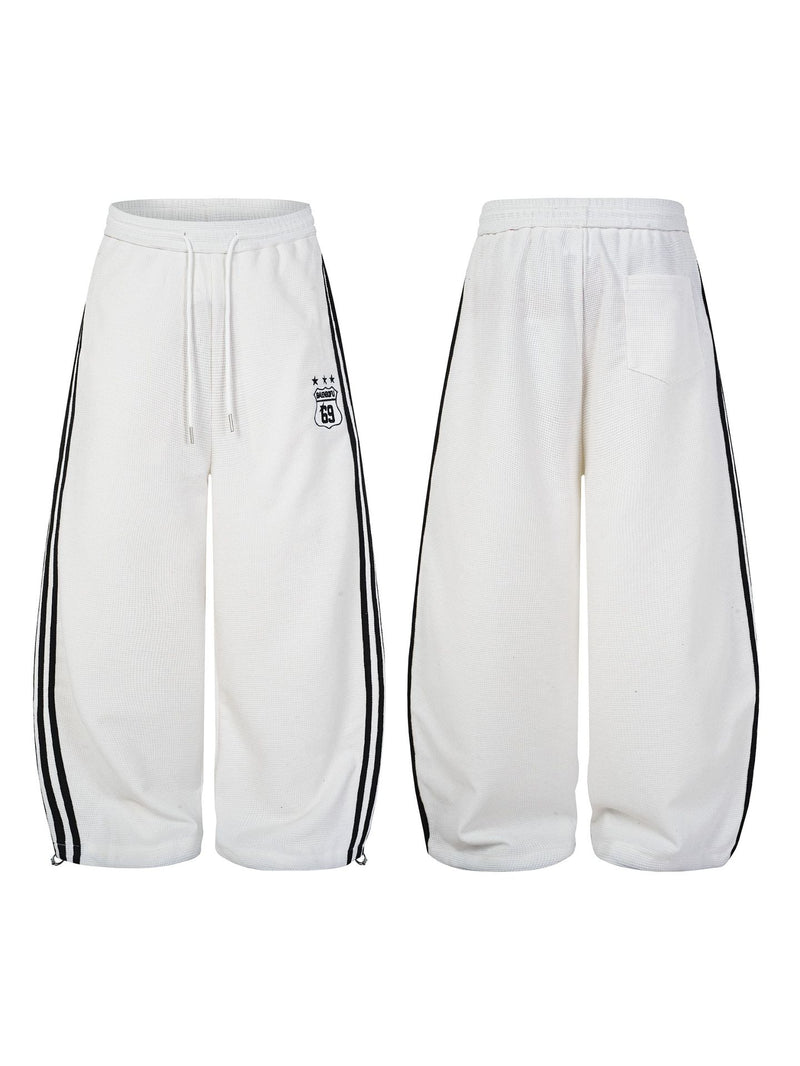Retro-Soccer-Trainingsjacke & Wide-Leg-Trainingshose – Stickabzeichen, Streifen