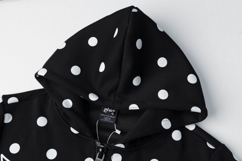 Sweat à capuche zippé à pois avec ailes d’ange et capuche oversize