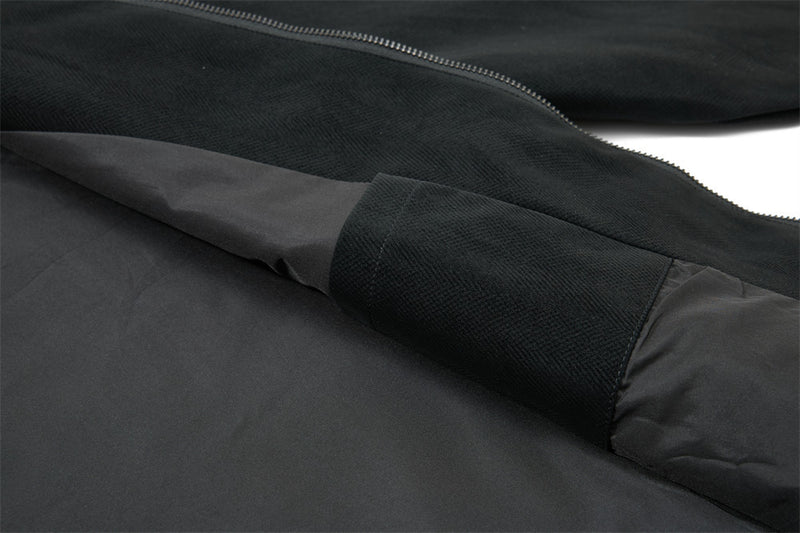 Jacke mit Stehkragen und Reißverschluss – Dekonstruierter Oversized-Schnitt