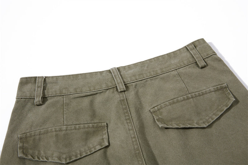 Wide-Leg Cargo Pants – Baggy Fit with Pleated Panels & Utility Pockets