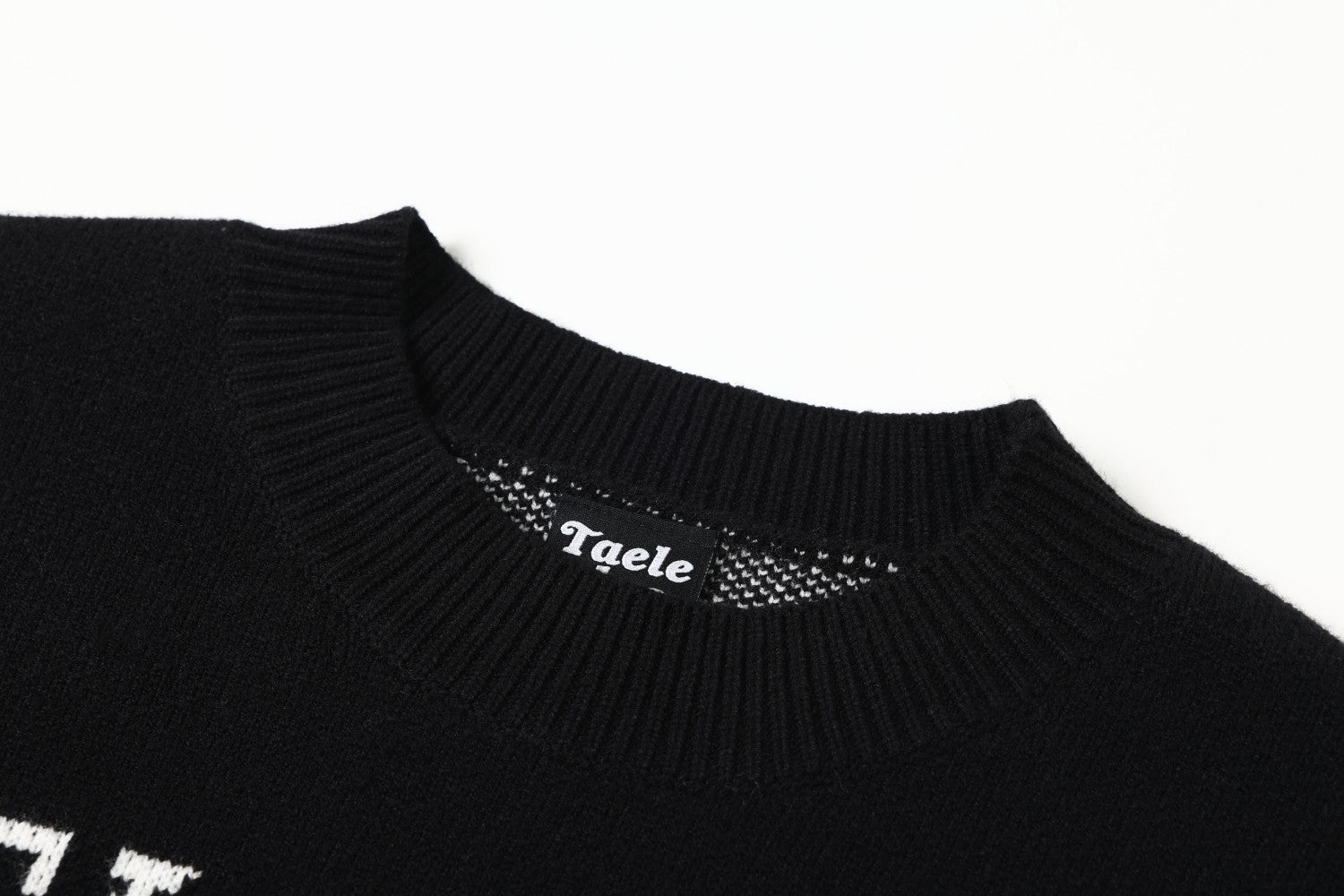 Rock Music Jacquard Crew Neck Pullover Sweater – Black Knit with Band Graphic