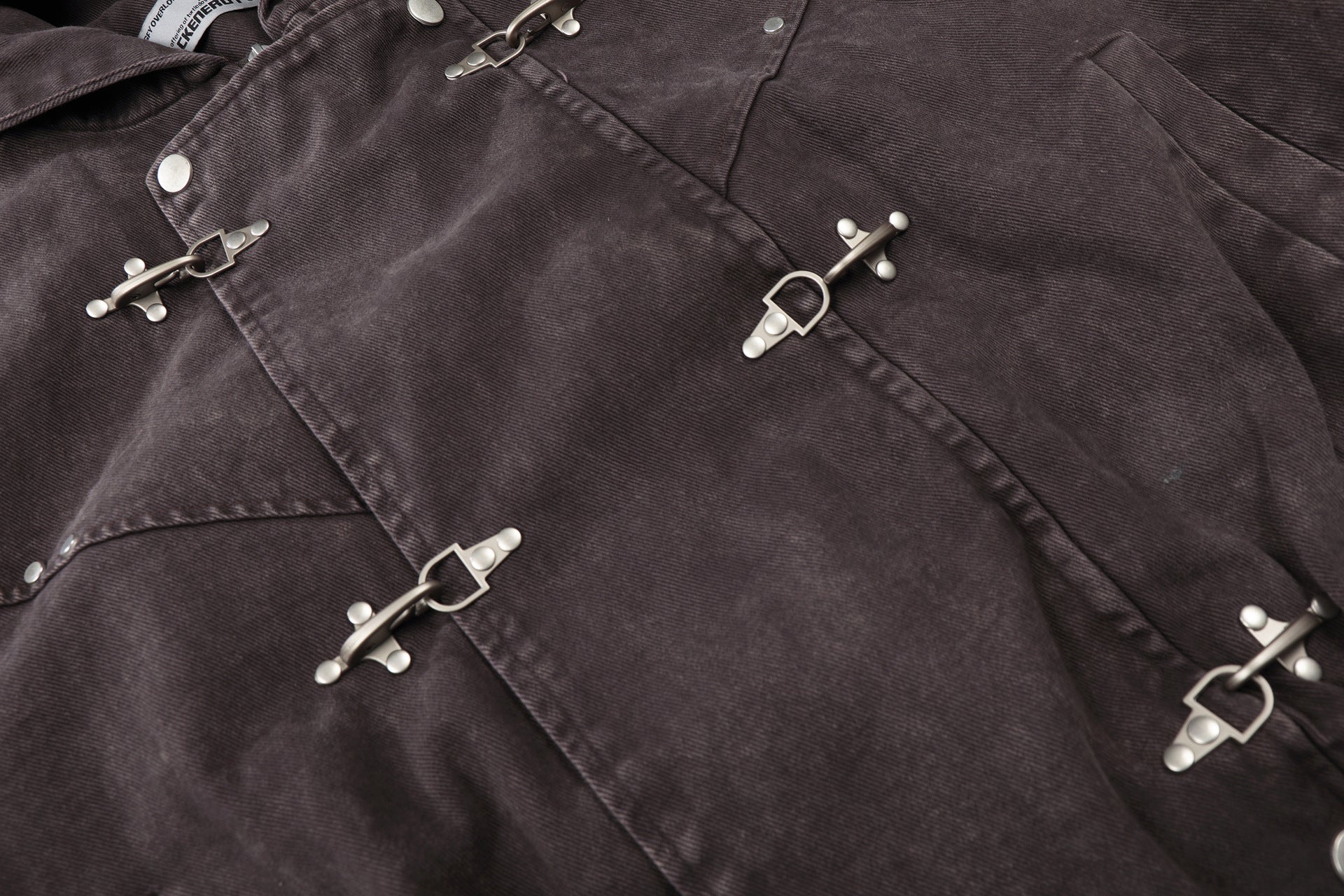 Bomber à capuche délavé à l’acide avec fermetures à attaches métalliques