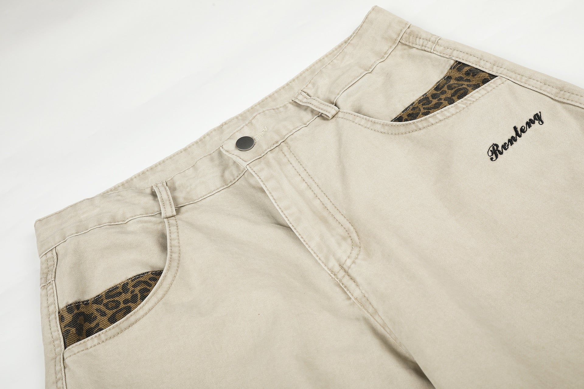Pantalones de pierna ancha con paneles de estampado de leopardo – Pantalones banana de corte relajado