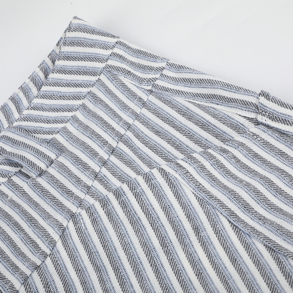 Pantalon à rayures et jambes larges – Taille haute déconstruite, bas incurvé