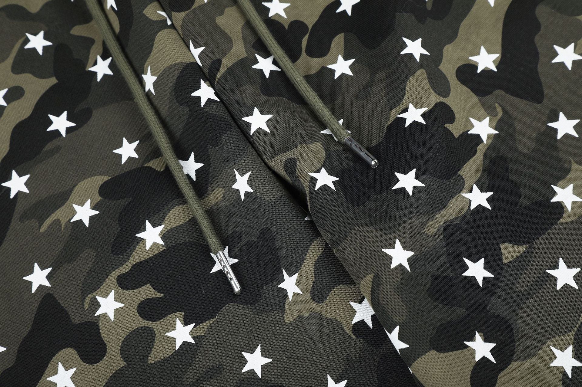 Camo Baggy Cargo Pants – Star Print Wide-Leg Parachute Trousers