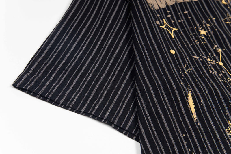 Camisa de vestir de manga corta – Estampado celestial de galaxia, raya diplomática con mini corbata incorporada