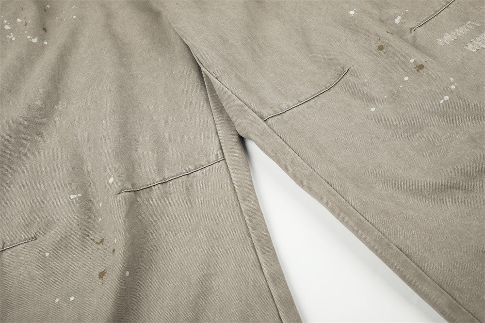 Pantalon cargo wide leg – Kaki délavé, éclaboussures de peinture et chaîne métallique