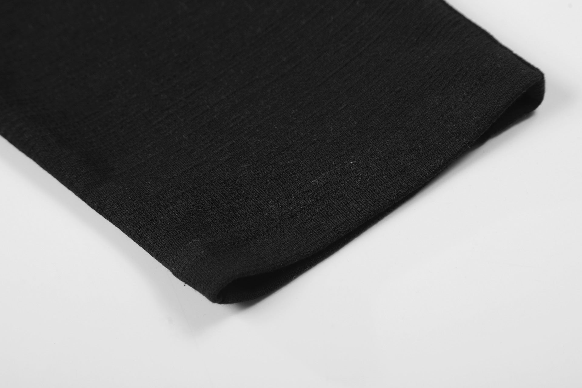 Chemise gothique à manches longues avec motif Faucheur et col officier clouté