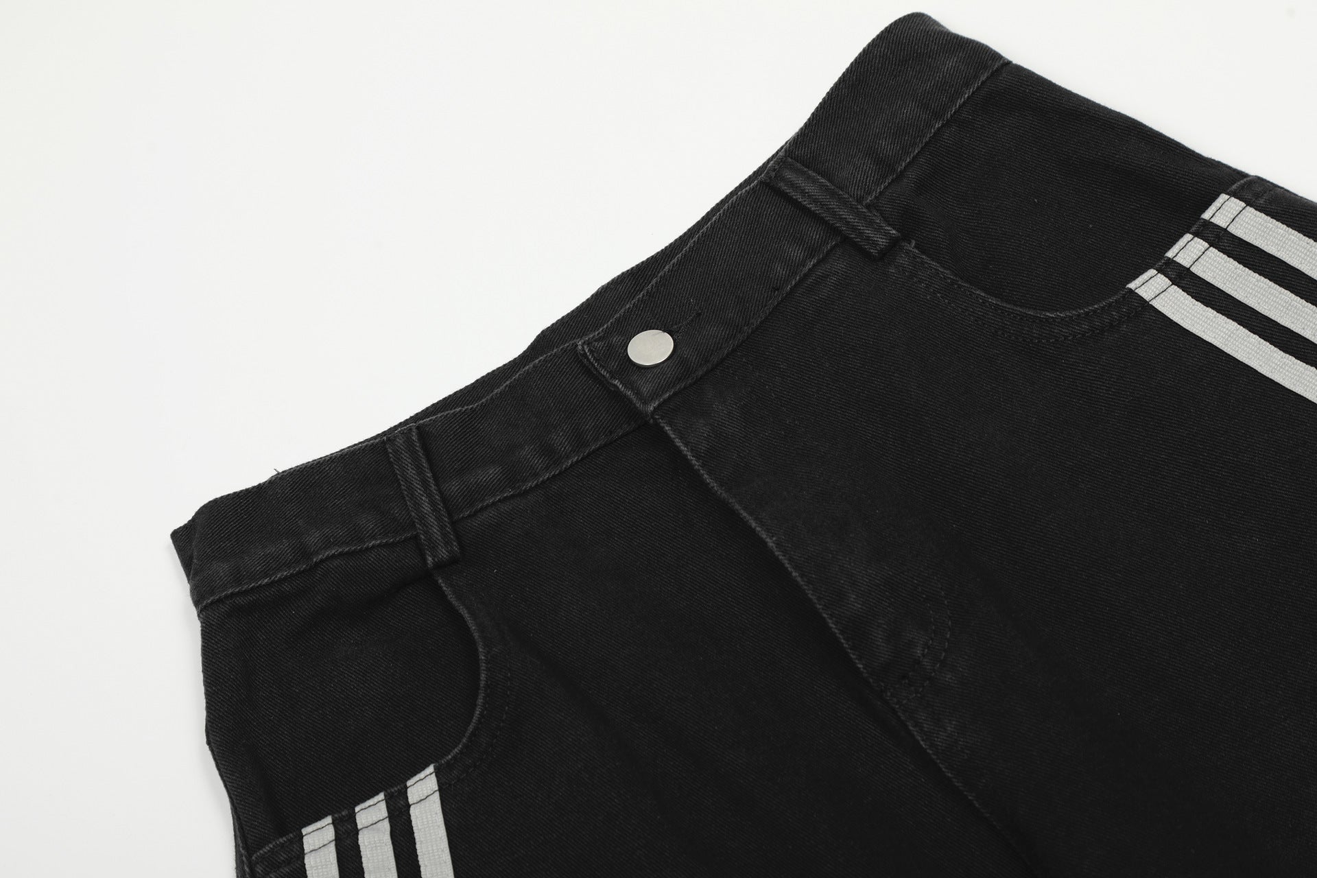 Wide-Leg Deconstructed Jeans with Triple Side Stripes – Loose Fit Baggy Denim