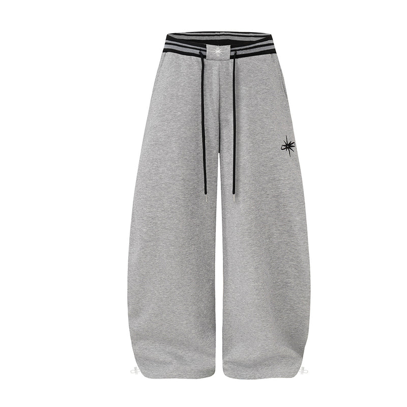 Jogginghose mit weitem Bein und gestreiftem Kontrastbund – Fleecehose mit Relaxed Fit