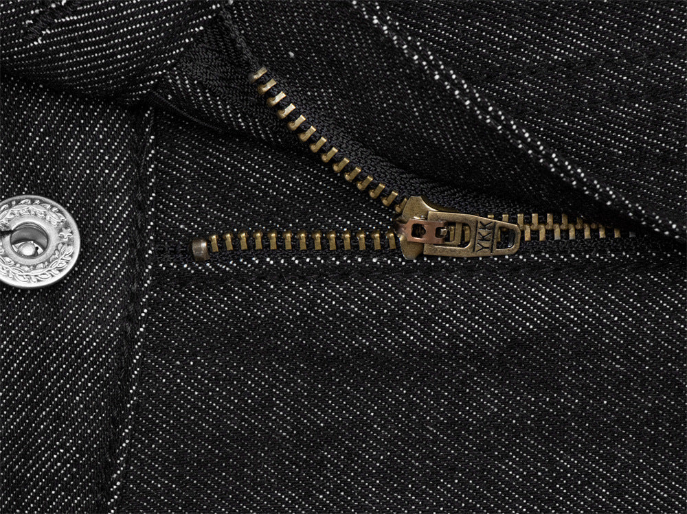 Jean homme à jambes larges avec broderie de badge et empiècements patchwork déconstruits