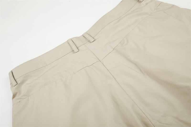 Wide-Leg Cargo Pants with Pleats and Large Side Pockets
