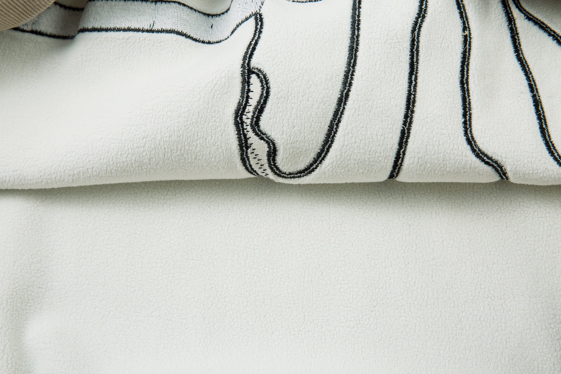 Sweat-shirt motif chat en smoking avec imprimé note de musique et manches raglan color block