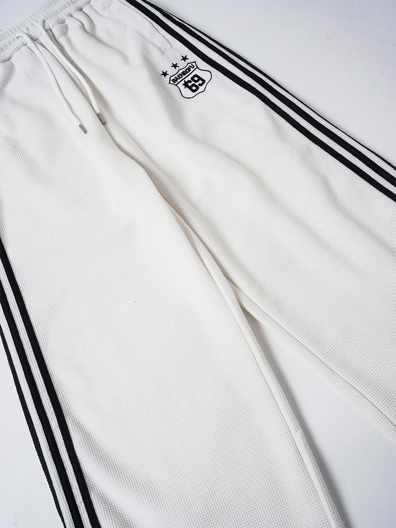 Retro-Soccer-Trainingsjacke & Wide-Leg-Trainingshose – Stickabzeichen, Streifen