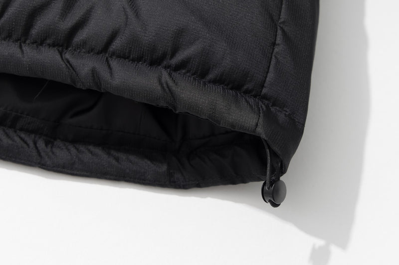 Daunenjacke mit Kapuze, unregelmäßiger Steppung & abnehmbarer Kapuze