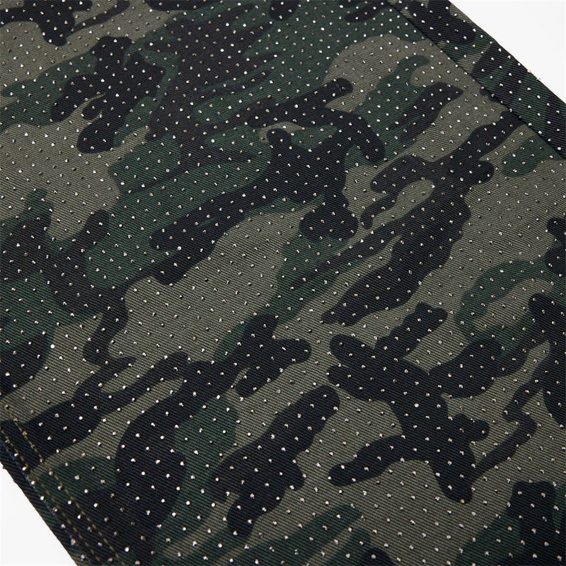 Camo-Hose mit weitem Bein und durchgehendem Strassdetail