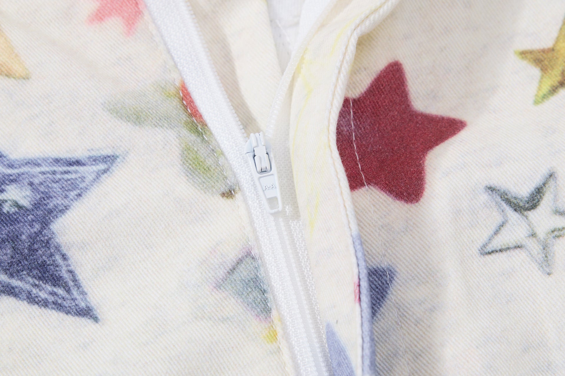 Wide-Leg Baggy Pants – All-Over Colorful Star Print, High Waist