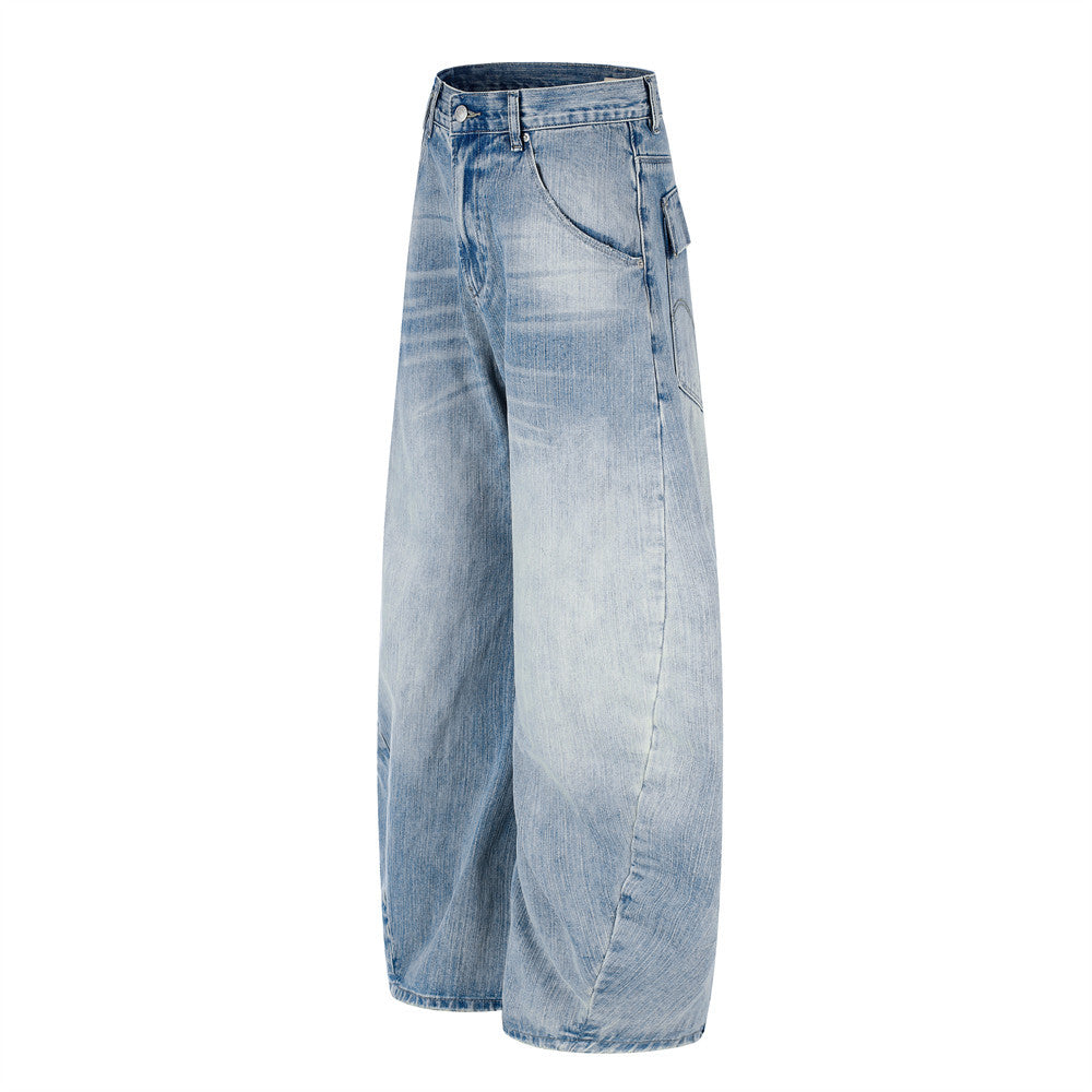 Wide-Leg Barrel Jeans – Vintage Washed Light Blue Curved Silhouette