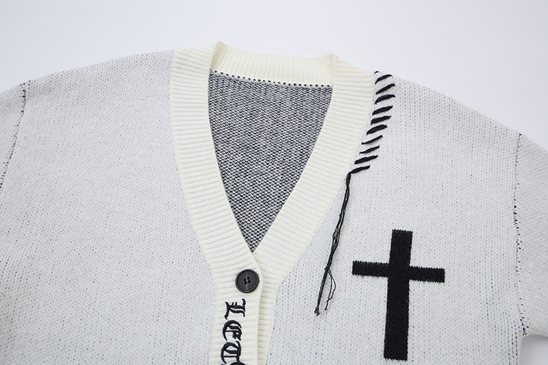 Gilet en maille à motif croisé et lettres gothiques – Pull destroy pour homme