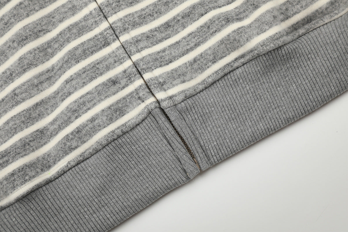 Sweat à capuche zippé rayé avec bordure en fausse fourrure