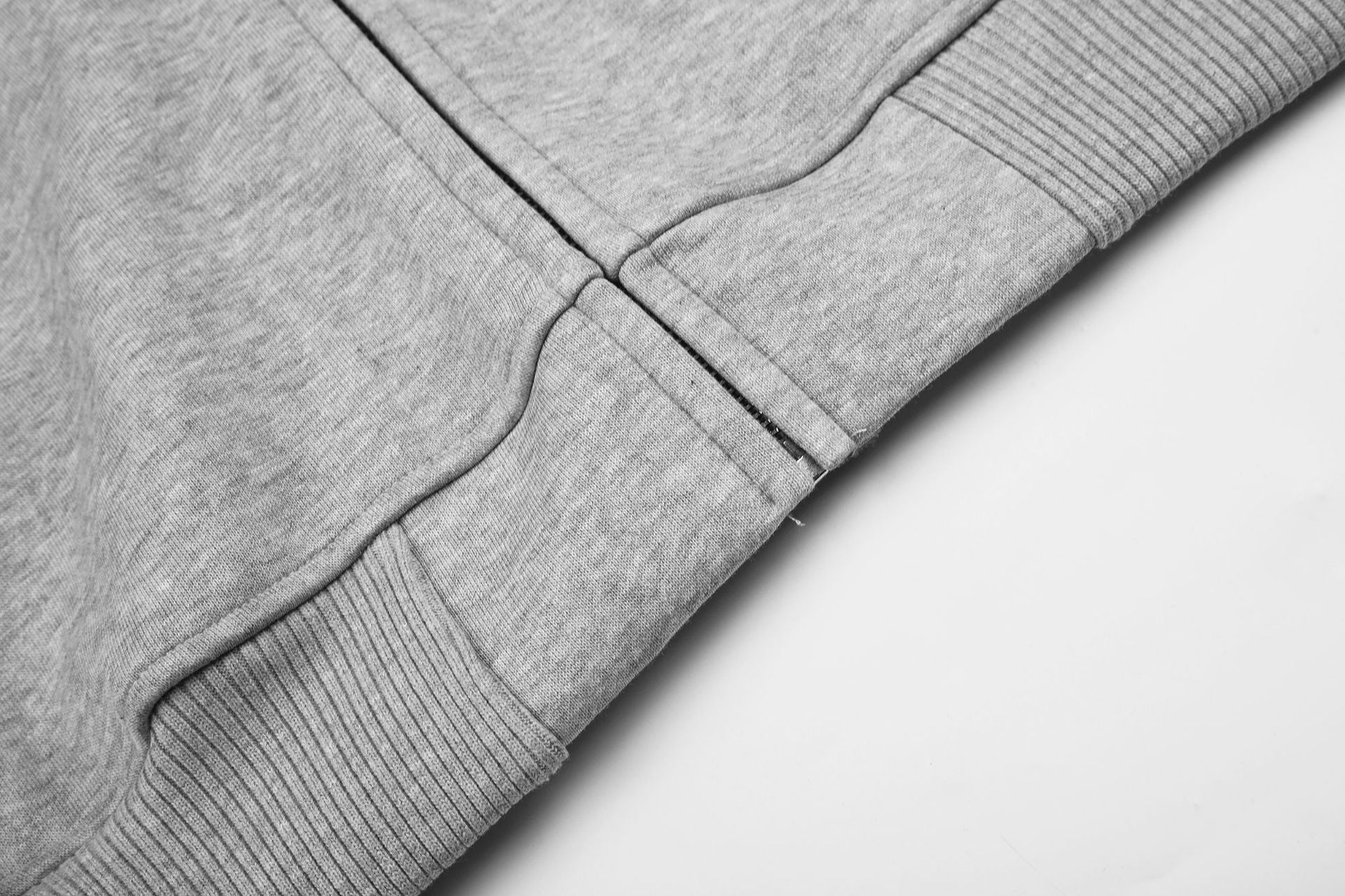 Hoodie zippé intégral avec sangles à boucles en similicuir punk et imprimé graphique