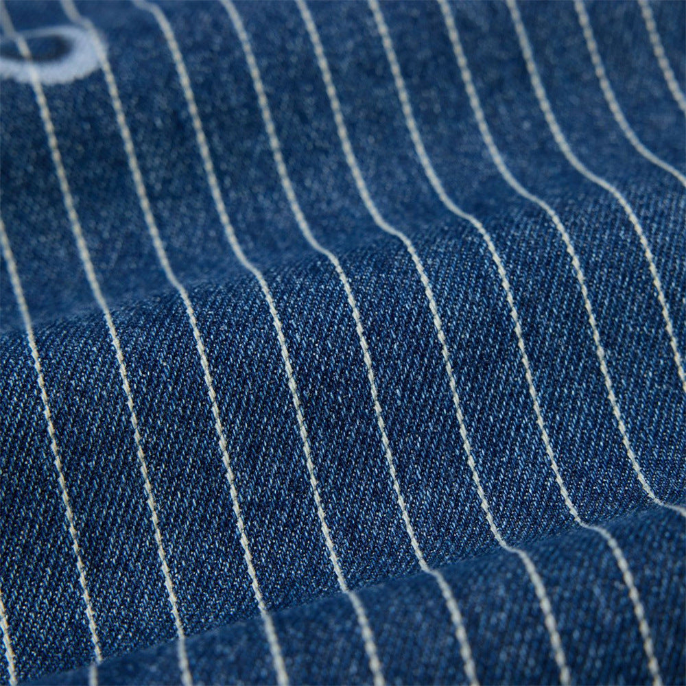 Jean droit à jambes larges à fines rayures pour homme avec broderie script