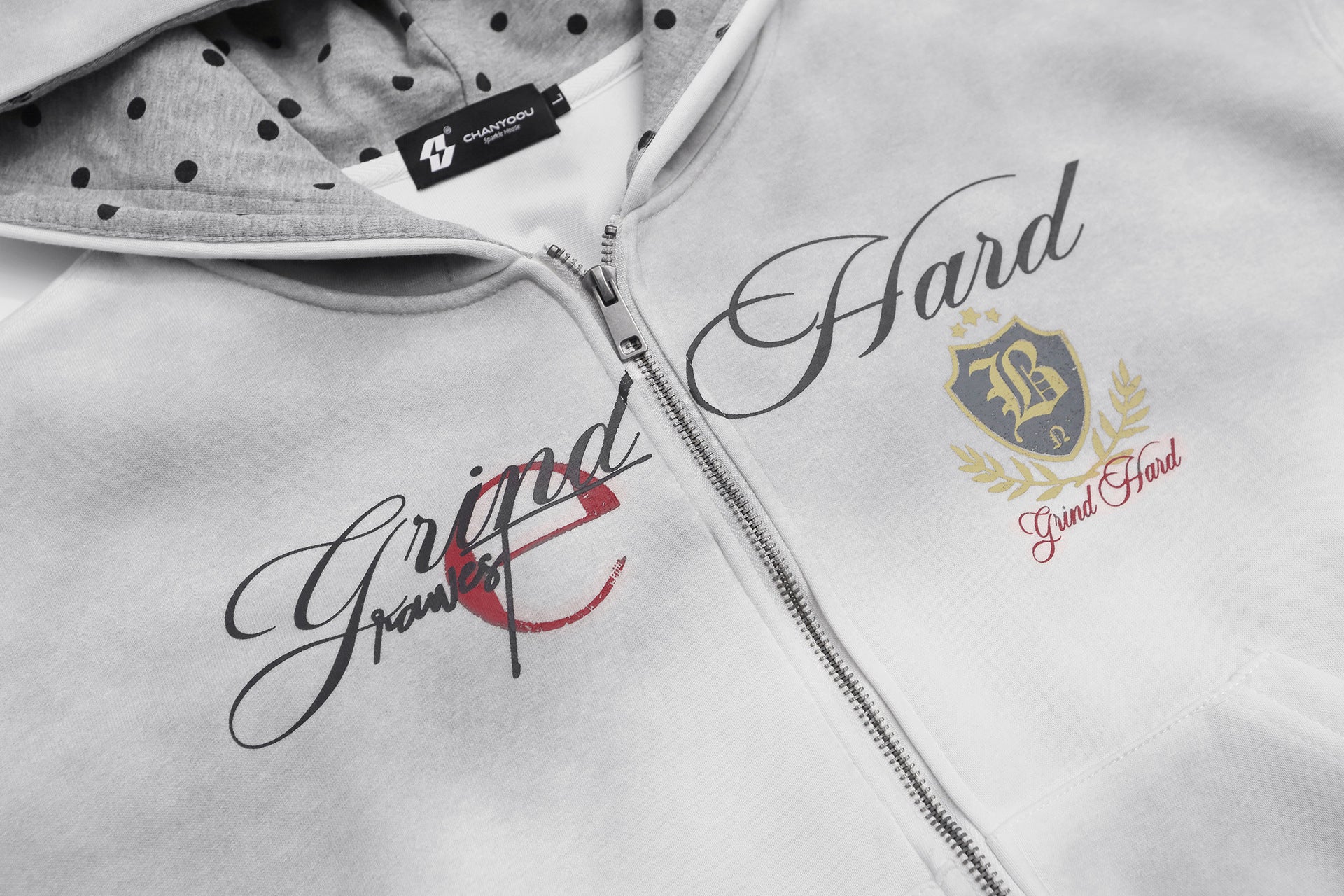Grunge-Zip-Hoodie – Vintage-Washed-Crop-Streetwear-Zip-up mit Script