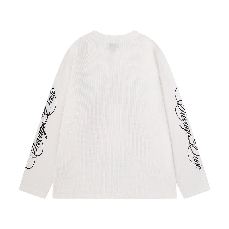 T-shirt graphique manches longues Savage Base – Col rond oversize en maille gaufrée