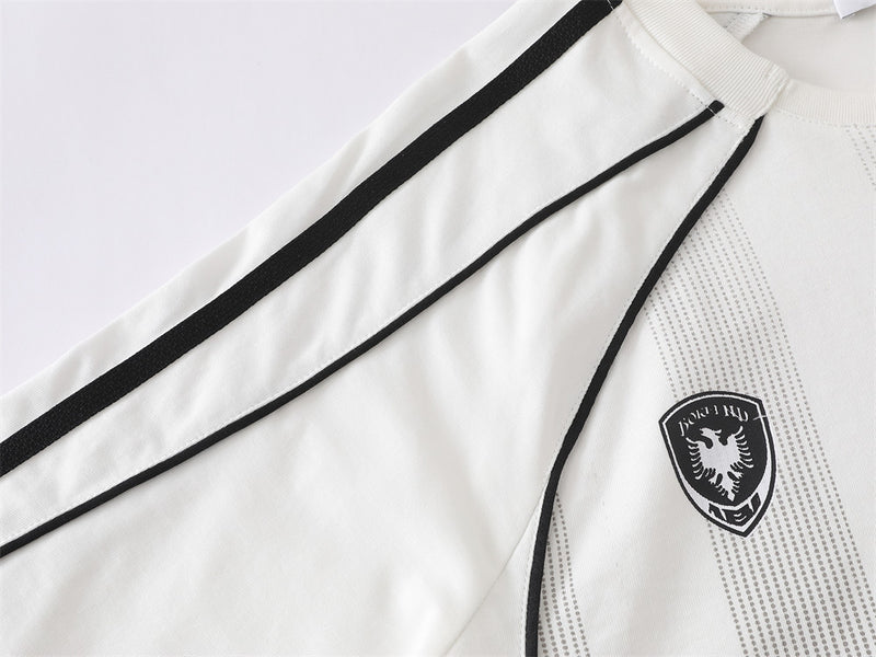 Soccer Jersey Stripe Graphic Tee – Oversized Short-Sleeve Crew Neck