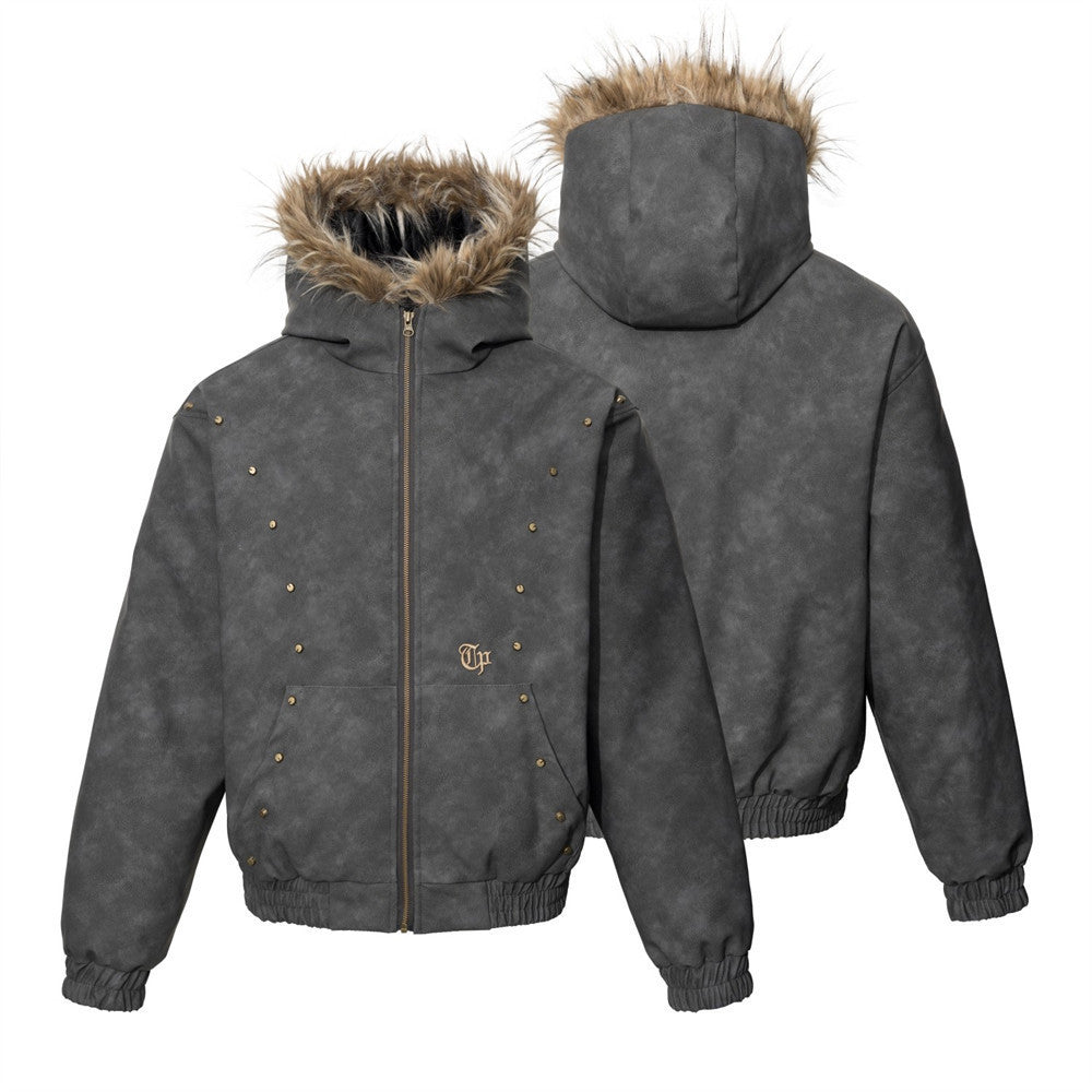 Chaqueta Bomber de Piel Sintética PU Desgastada con Capucha, Ribete de Pelo Sintético y Tachuelas Doradas
