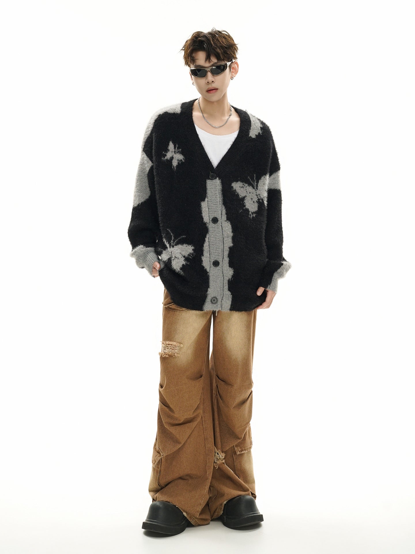 Gilet cardigan en maille jacquard papillon – Col V oversize, maille couple