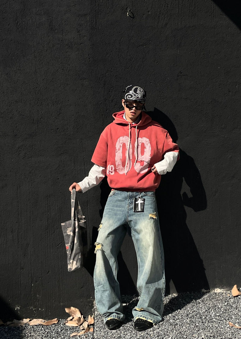 Sudadera de hombre con efecto de dos piezas – Gráfico desgastado «09» y estilo urbano lavado