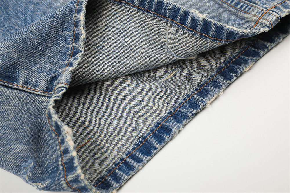 Wide-Leg Distressed Jeans – Gradient Washed Denim with Ripped Details
