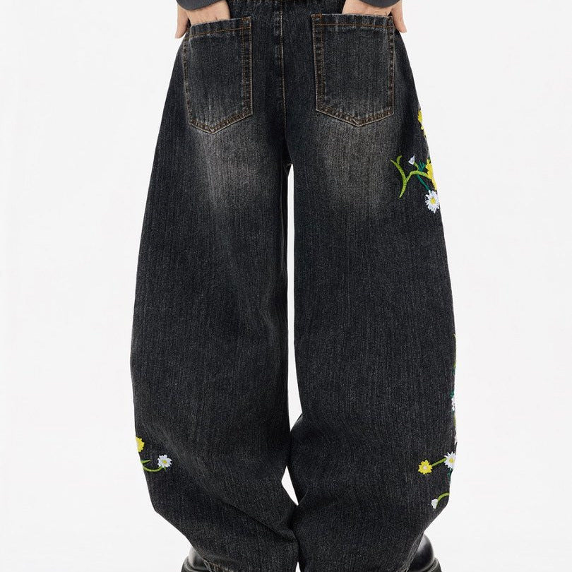 Floral Embroidered Wide-Leg Jeans – Men's Barrel Fit Washed Denim