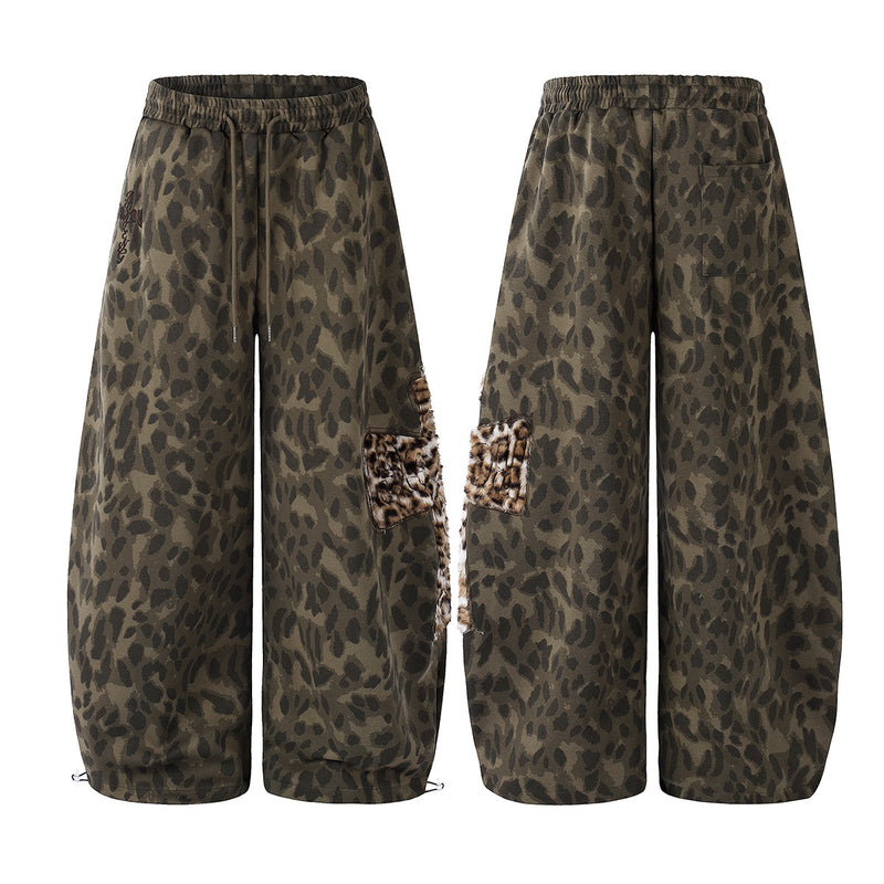 Leopard Print Wide-Leg Sweatpants with Faux Fur Cargo Pocket