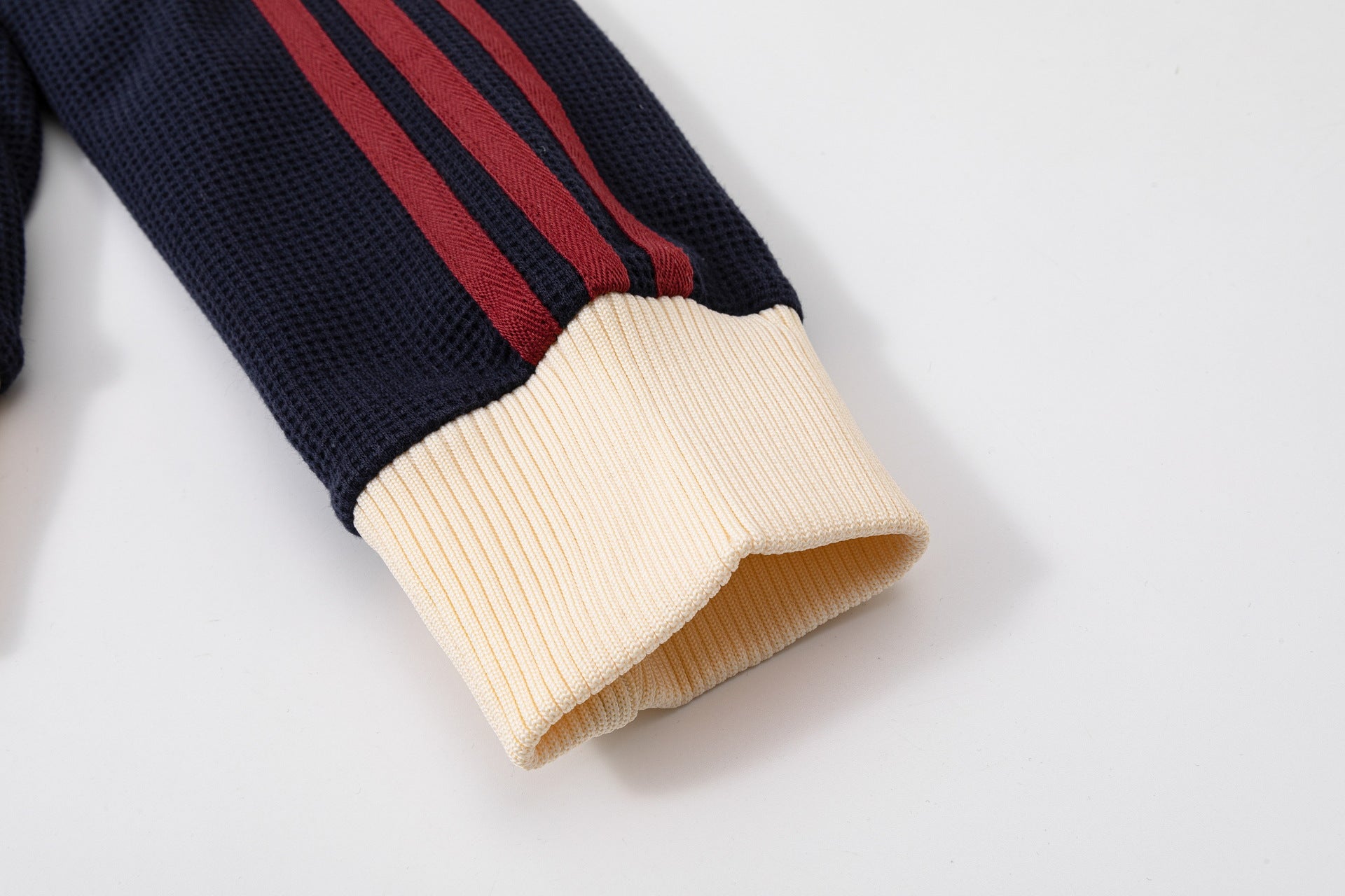 Veste de survêtement en maille gaufrée Nast Club avec logo brodé et manches rayées