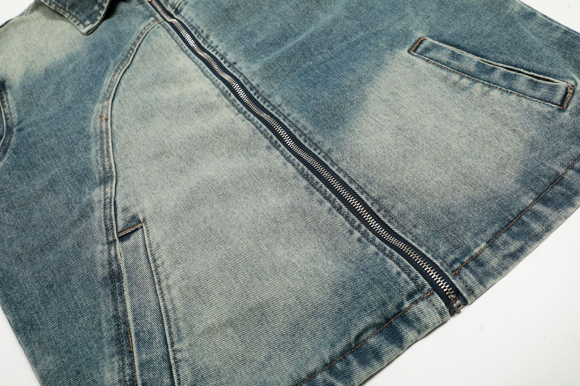 Light Wash Denim Jacket – Zip-Up Boxy Fit with Distressed Wash Detail