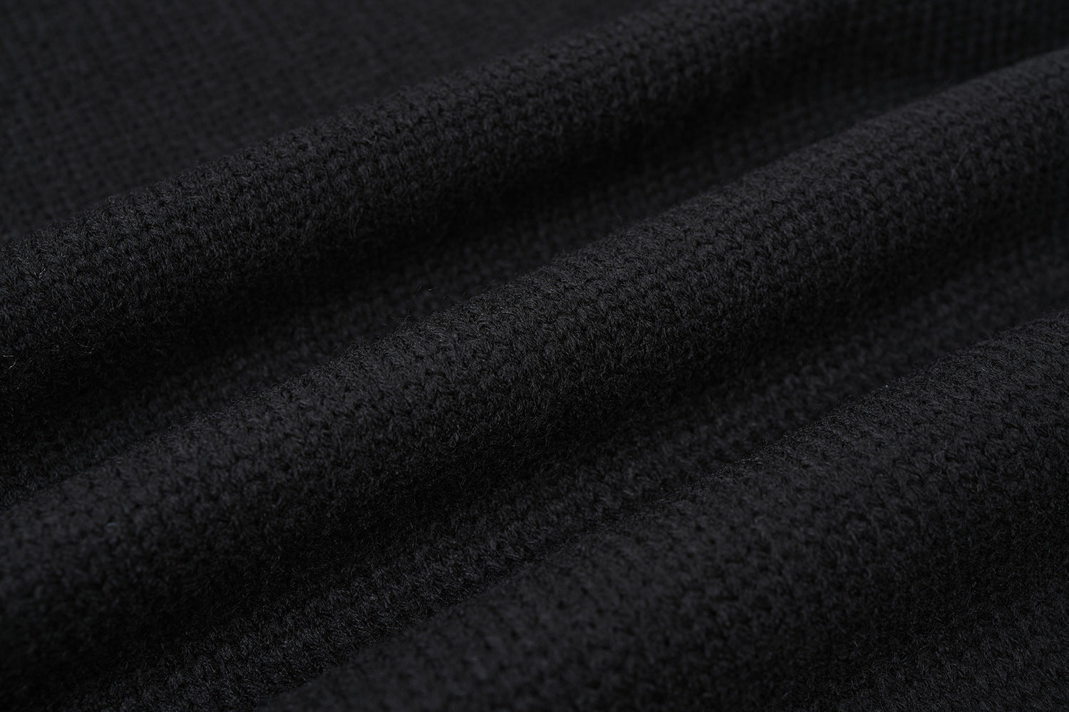 Pull en maille tête de mort & fémurs – Col rond streetwear punk