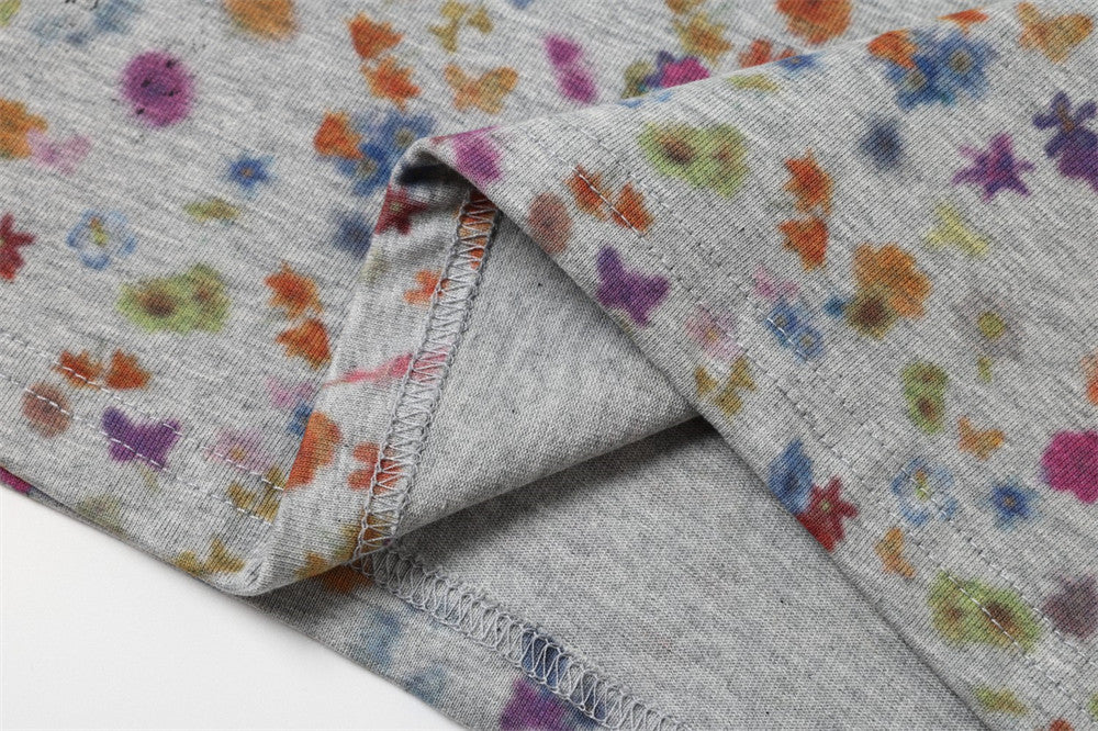 Allover Floral Print Long-Sleeve T-Shirt – Men's Relaxed Fit Crew Neck